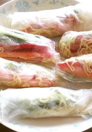 ラーメン入りびっくり生春巻き-レシピのメイン写真
