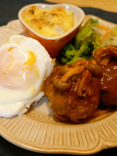 じゃが芋煮込みハンバーグ-レシピのメイン写真