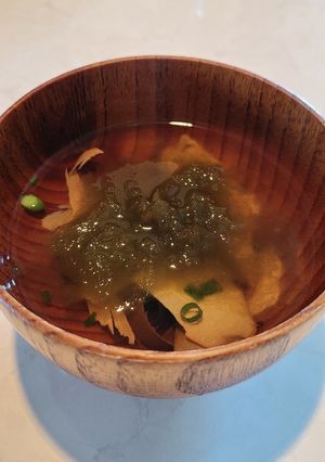 簡単!! 梅香る即席お吸い物-レシピのメイン写真