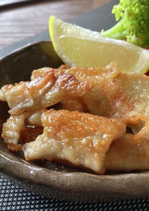 パリパリ鶏皮せんべい☆おうち居酒屋♪-レシピのメイン写真