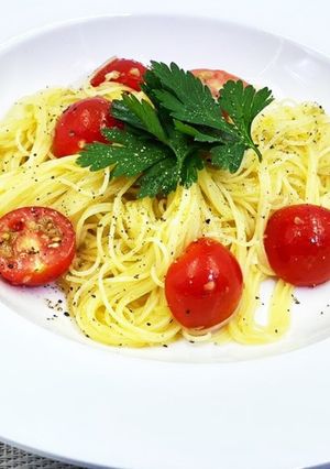 ガーリックオイルのトマト冷製パスタ-レシピのメイン写真