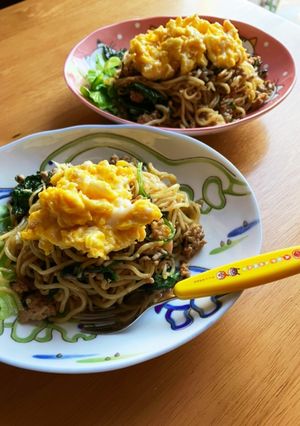 包丁なしで♪ニラとひき肉の焼きそば-レシピのメイン写真