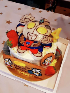 ウルトラマン☆ムースのバースデーケーキ♪-レシピのメイン写真