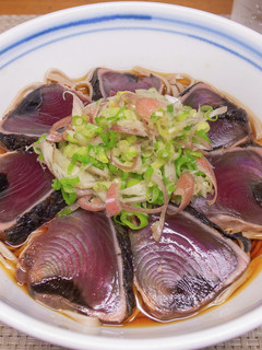 かつおたたきと薬味の冷たい蕎麦-レシピのメイン写真