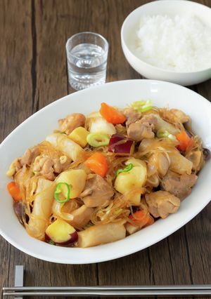 韓国料理のチムタク（鶏の甘辛煮）-レシピのメイン写真
