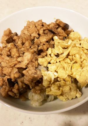 みんな大好き#とりそぼろ丼（2色そぼろ）-レシピのメイン写真