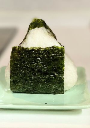 入れちゃいました!牛丼おにぎり-レシピのメイン写真