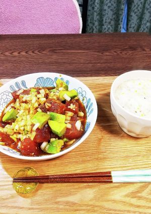 まぐろとアボカド、焼き肉のたれ和え-レシピのメイン写真