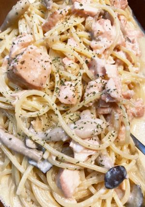 めちゃうめえサーモンとしめじのパスタ-レシピのメイン写真