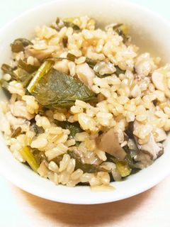 超簡単!きのこと大根葉の炊き込みご飯-レシピのメイン写真