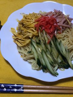 酸っぱ辛いが癖になる冷やし中華-レシピのメイン写真