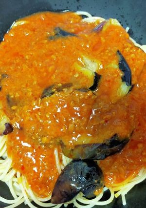 レトルトと冷凍揚げナスミートソースパスタ-レシピのメイン写真