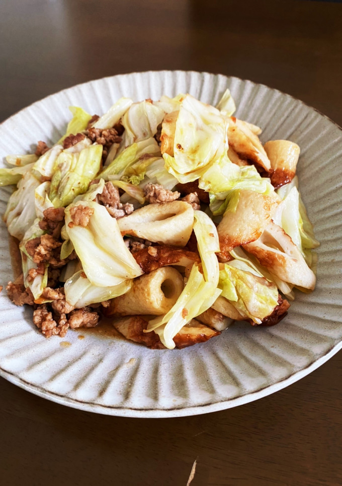 簡単！キャベツとちくわとひき肉の甘辛炒め-レシピのメイン写真