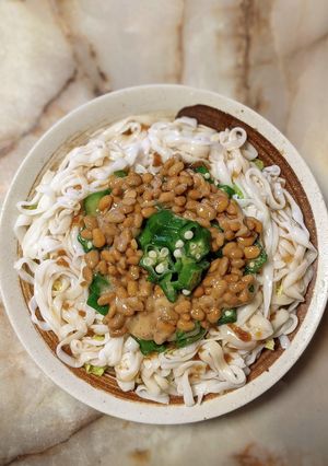 納豆オクラこんにゃくうどん179kcal-レシピのメイン写真
