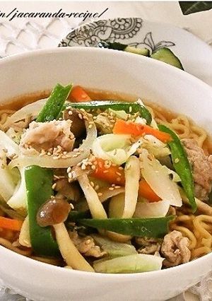たっぷり野菜と豚肉の醤油ラーメン-レシピのメイン写真