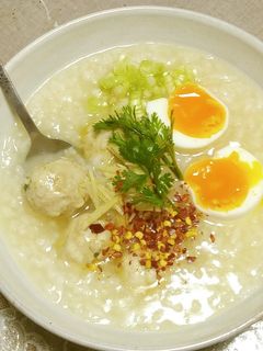 タイ風肉団子入りのお粥(カオトム・カイ)-レシピのメイン写真