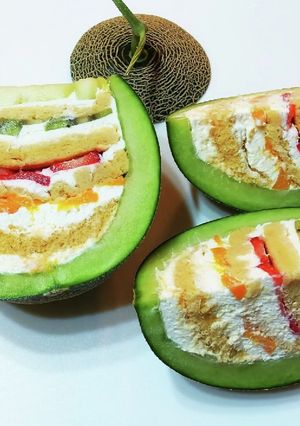 米粉の丸ごとメロンケーキ 1-レシピのメイン写真
