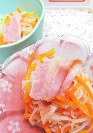 白滝とベーコンと人参のキンピラ風-レシピのメイン写真
