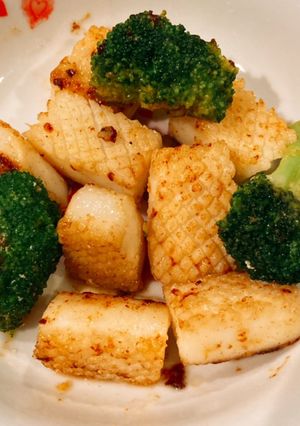 冷凍イカステーキでガ一リックバター炒め-レシピのメイン写真