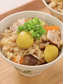 栗の五目炊き込みご飯-レシピのメイン写真
