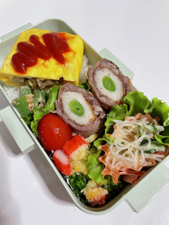 肉じゃがオムレツと牛ちくわ巻き弁当-レシピのメイン写真
