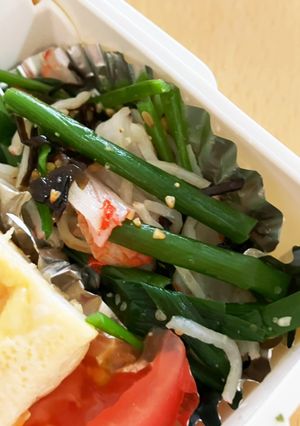 ニラかにかまの塩昆布和え-レシピのメイン写真