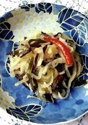 切干し大根とキクラゲの煮物-レシピのメイン写真