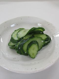 塩麹の浅漬け-レシピのメイン写真