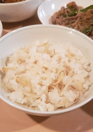 白滝とえのき入り麦ごはん♡-レシピのメイン写真