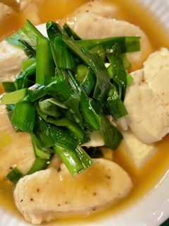 鶏胸と豆腐とにらのさっと煮-レシピのメイン写真