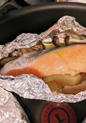 フライパンで鮭のホイル蒸し-レシピのメイン写真