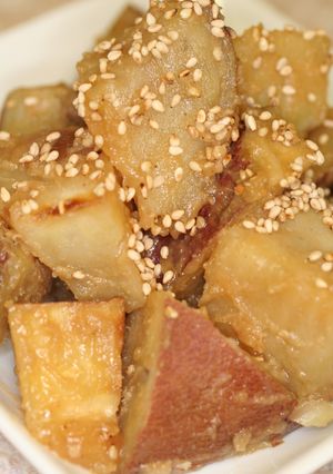 あま香ばしい♪さつまいものゴマ味噌煮-レシピのメイン写真