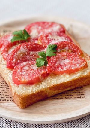 トマトと粉チーズのガリマヨトースト-レシピのメイン写真