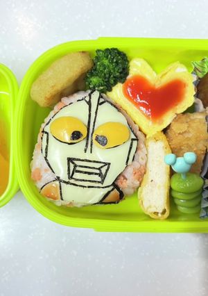 簡単キャラ弁！ウルトラマン弁当♡-レシピのメイン写真