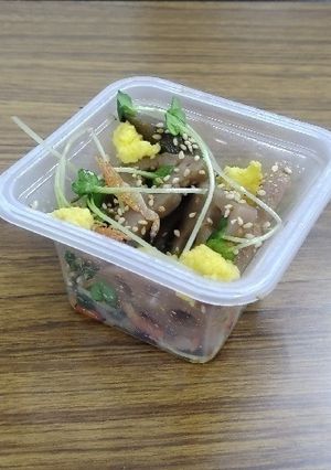 蓮根ごぼうに炒り玉子&貝割れ大根&ごま-レシピのメイン写真