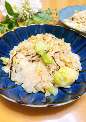 塩昆布とレタスの和風チャーハン-レシピのメイン写真