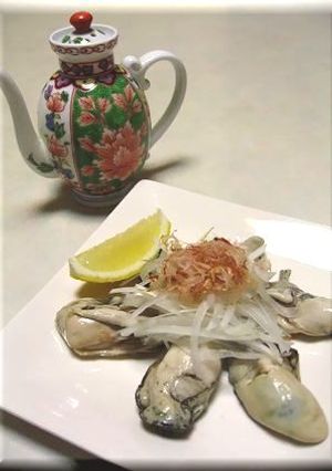 牡蠣にオニスラのせて~、レモン醤油で♪-レシピのメイン写真