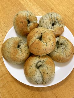 豆腐入り胡麻豆乳ベーグル-レシピのメイン写真