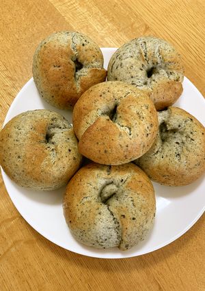 豆腐入り胡麻豆乳ベーグル-レシピのメイン写真