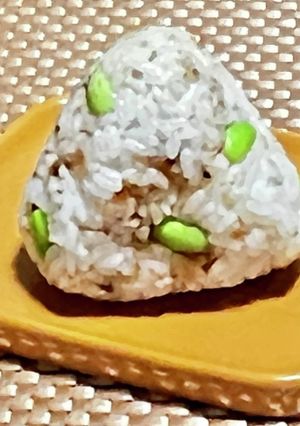 枝豆わさびマヨのおかかおにぎり-レシピのメイン写真