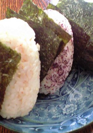 うちの定番おかかおにぎり-レシピのメイン写真