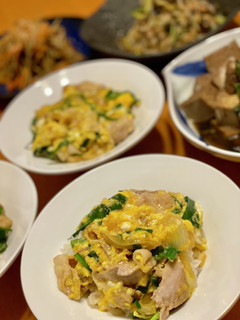 スタミナニラ玉豚丼-レシピのメイン写真