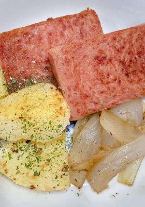 スパムのジャーマンポテト-レシピのメイン写真