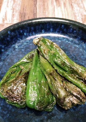 ホットサンドメーカーで焼ピーマン-レシピのメイン写真