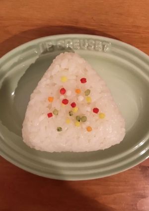 おにぎりにぶぶあられ-レシピのメイン写真