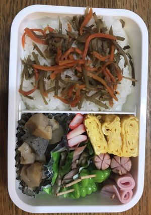 へたくそパパ→高校息子弁当コンニャク煮物-レシピのメイン写真
