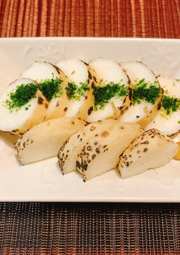 皮ごと食べて香ばしい！長芋の炙りおつまみ-レシピのメイン写真