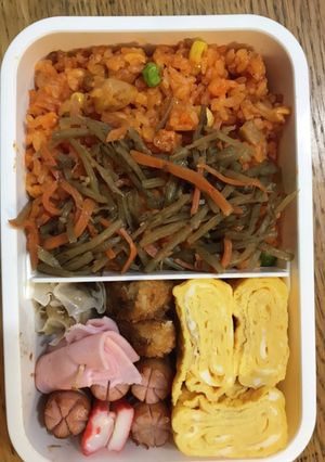 へたくそパパ→高校息子弁当 卵焼き2個-レシピのメイン写真