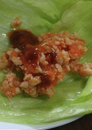 人参そぼろの辛味噌レタス包み-レシピのメイン写真