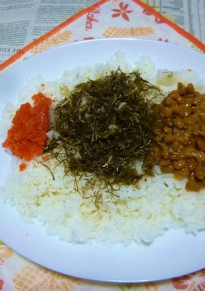 納豆・Wめかぶ・明太のカフェ丼-レシピのメイン写真